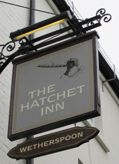 The Hatchet Inn Wetherspoon Newbury  Extérieur photo